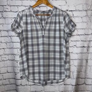 Pleione Anthropologie Short Sleeve Business Plaid White Black Blouse Size Medium